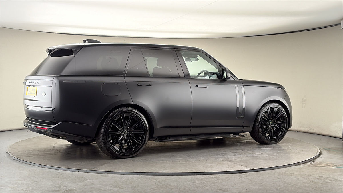 More views of Land Rover Range Rover