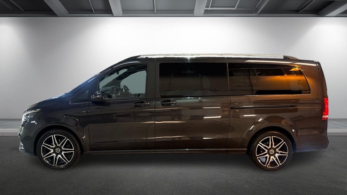Mercedes-Benz V Class Image 15