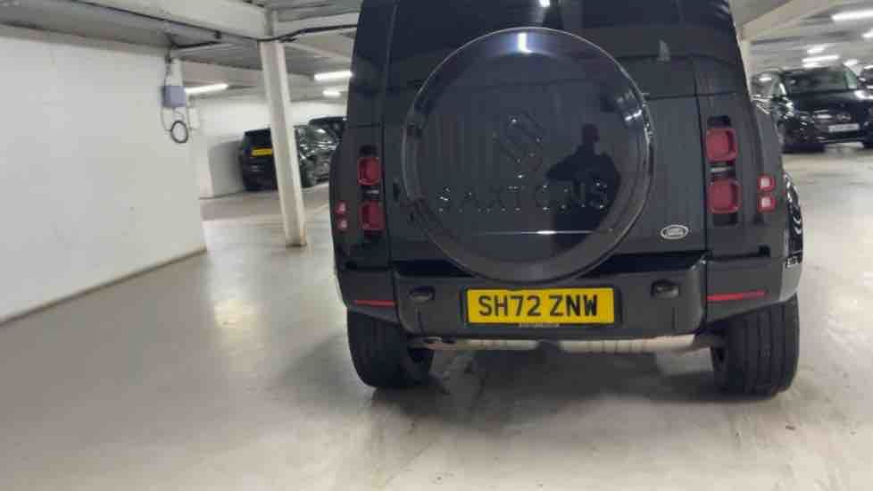 More views of Land Rover Defender 90
