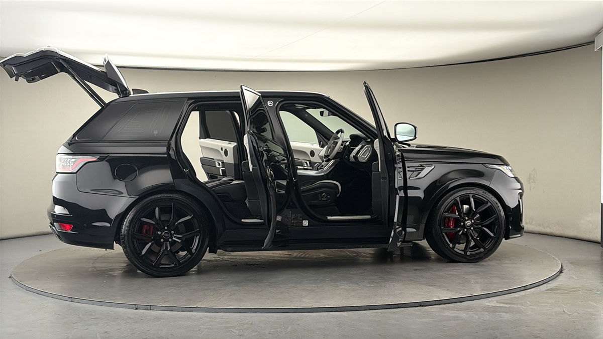 More views of Land Rover Range Rover Sport