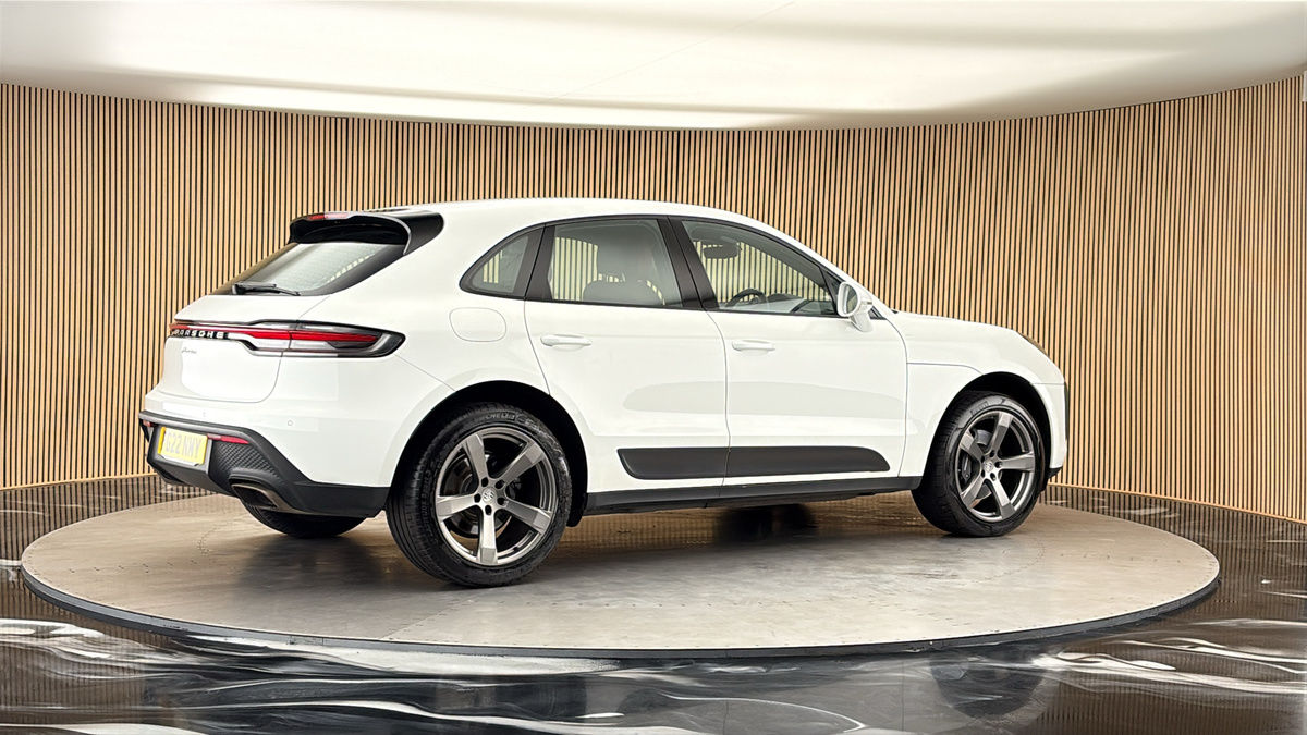More views of Porsche Macan