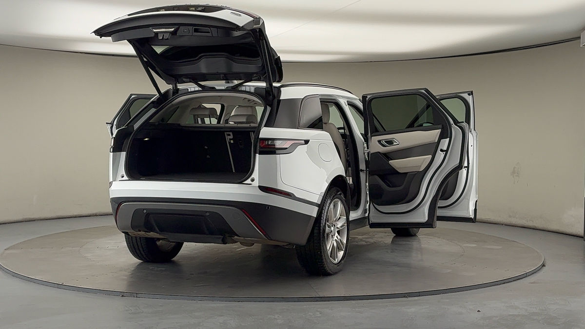 More views of Land Rover Range Rover Velar