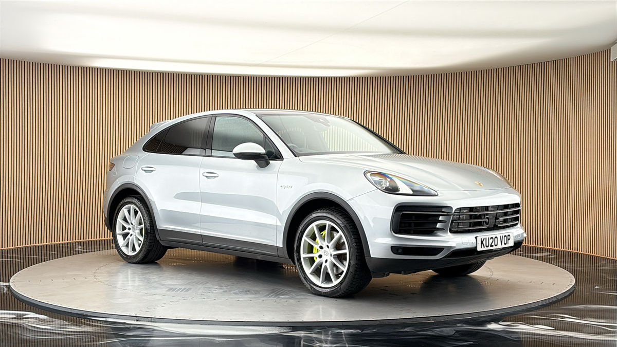 More views of Porsche Cayenne