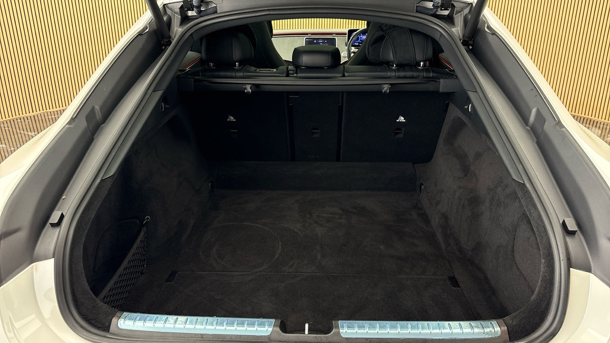 Mercedes-Benz EQS Image 11