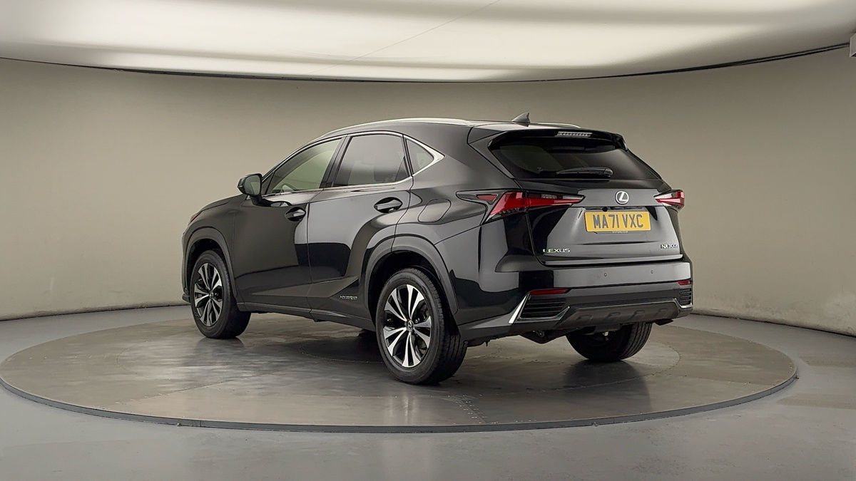 Lexus NX Image 2