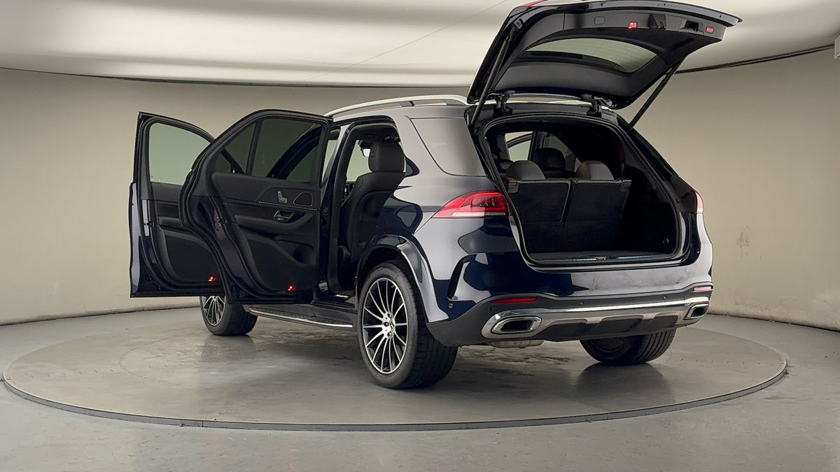 Mercedes-Benz GLE Image 23