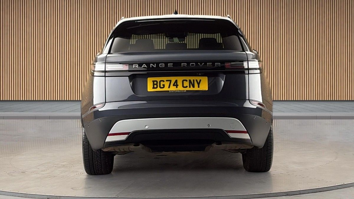 Land Rover Range Rover Velar Image 4