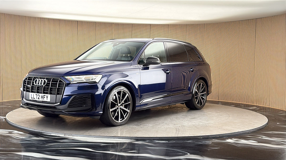 More views of Audi Q7