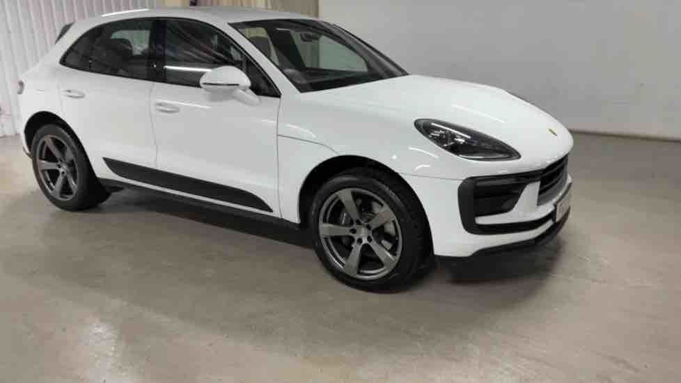 More views of Porsche Macan