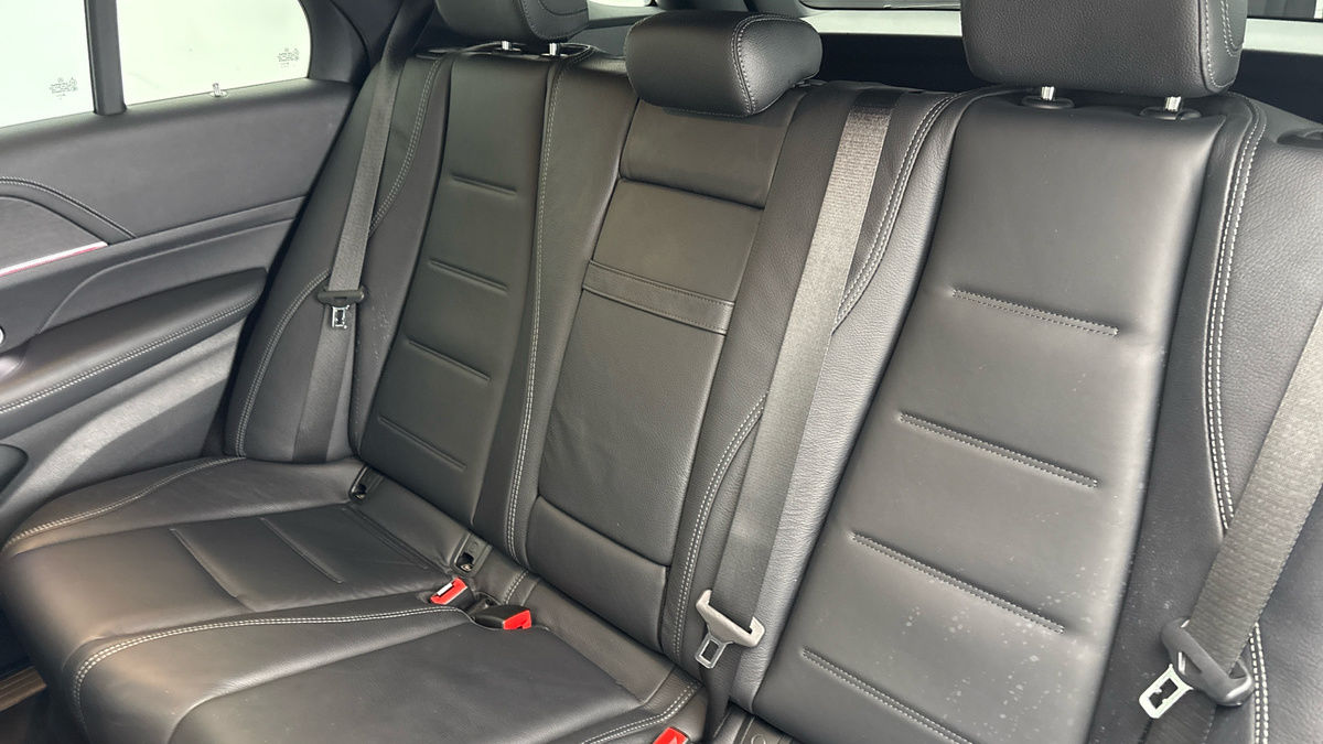 Mercedes-Benz GLE Image 8