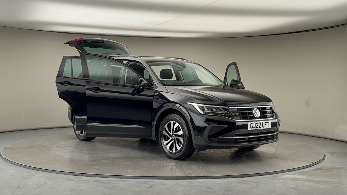 More views of Volkswagen Tiguan