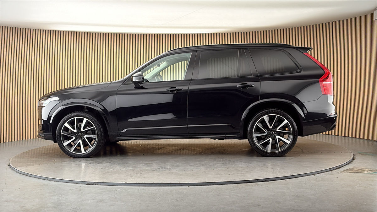 More views of Volvo XC90