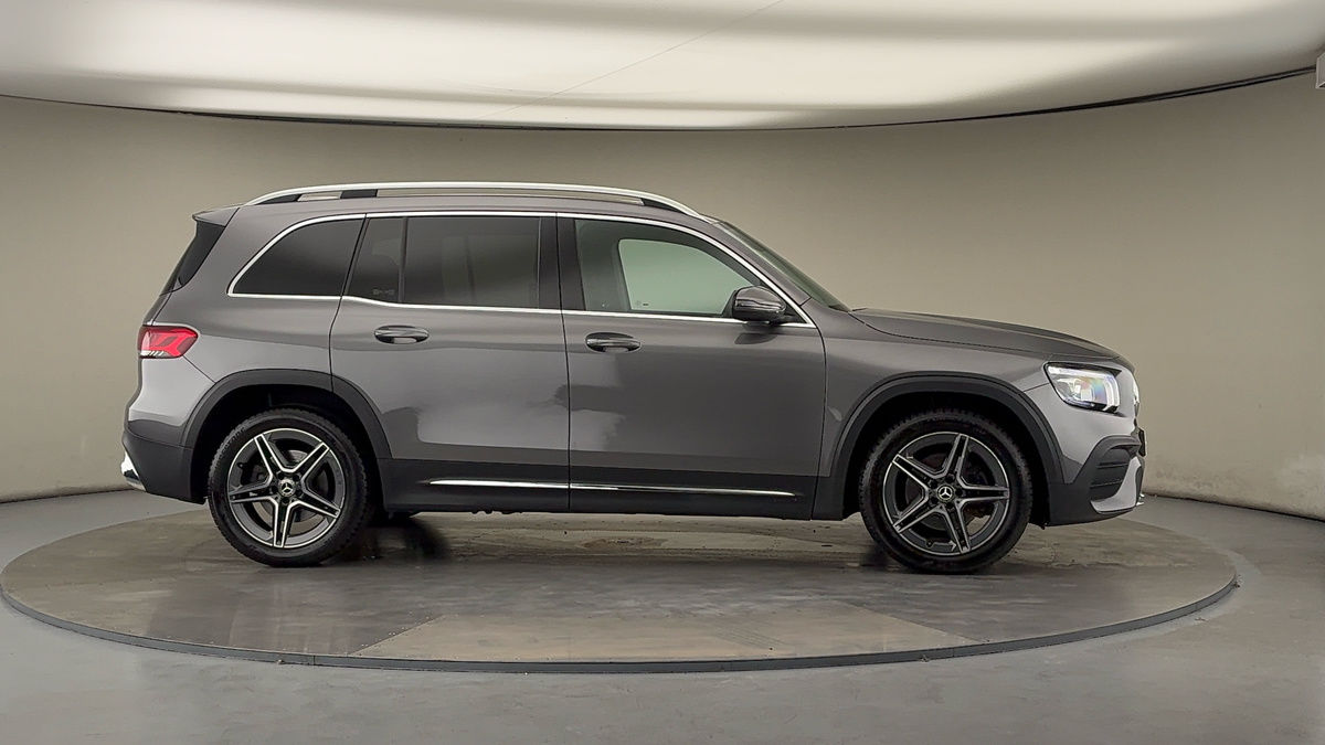 More views of Mercedes-Benz GLB