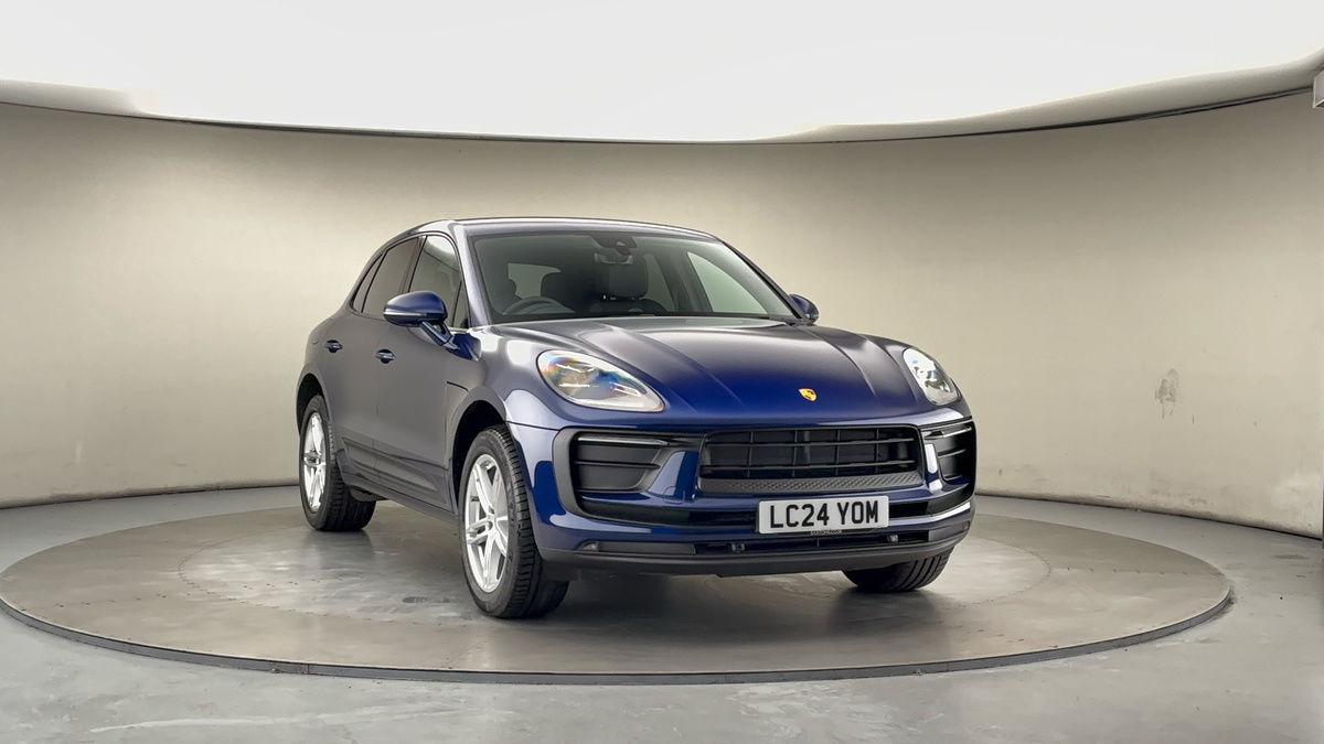 More views of Porsche Macan