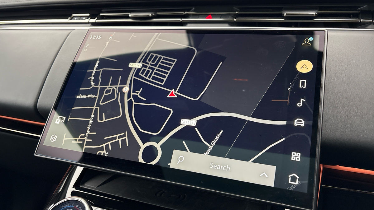 Land Rover Range Rover Sport Image 17