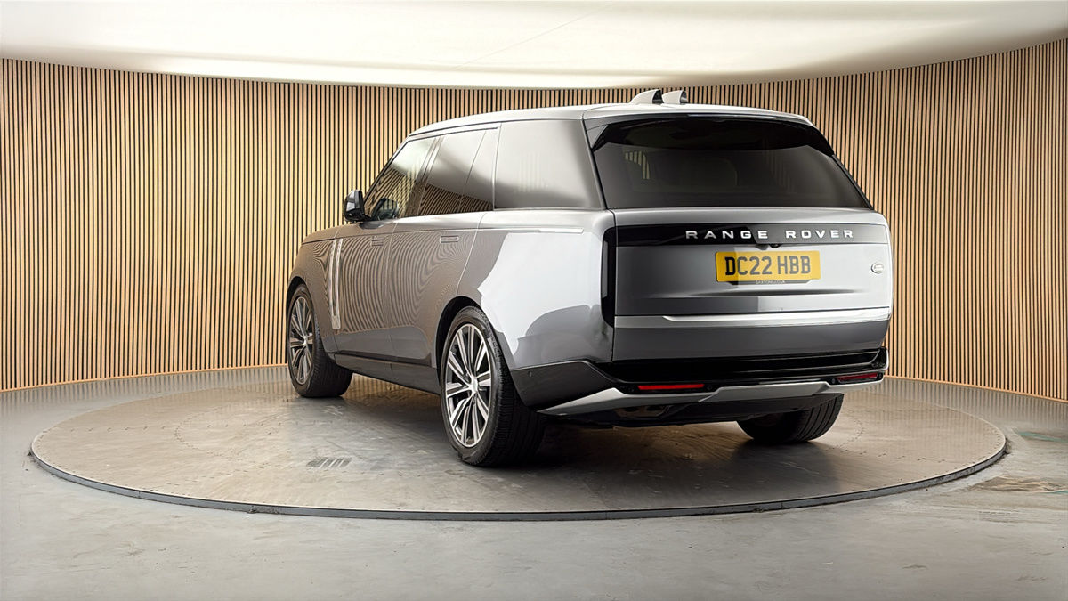 More views of Land Rover Range Rover