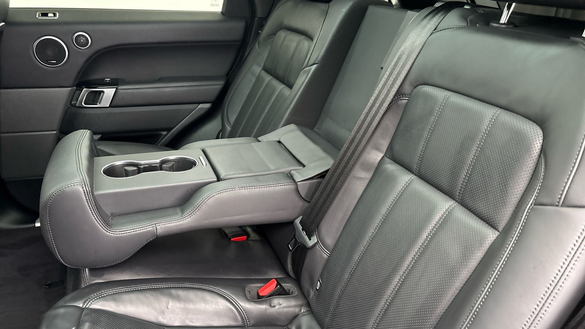 Land Rover Range Rover Sport Image 9