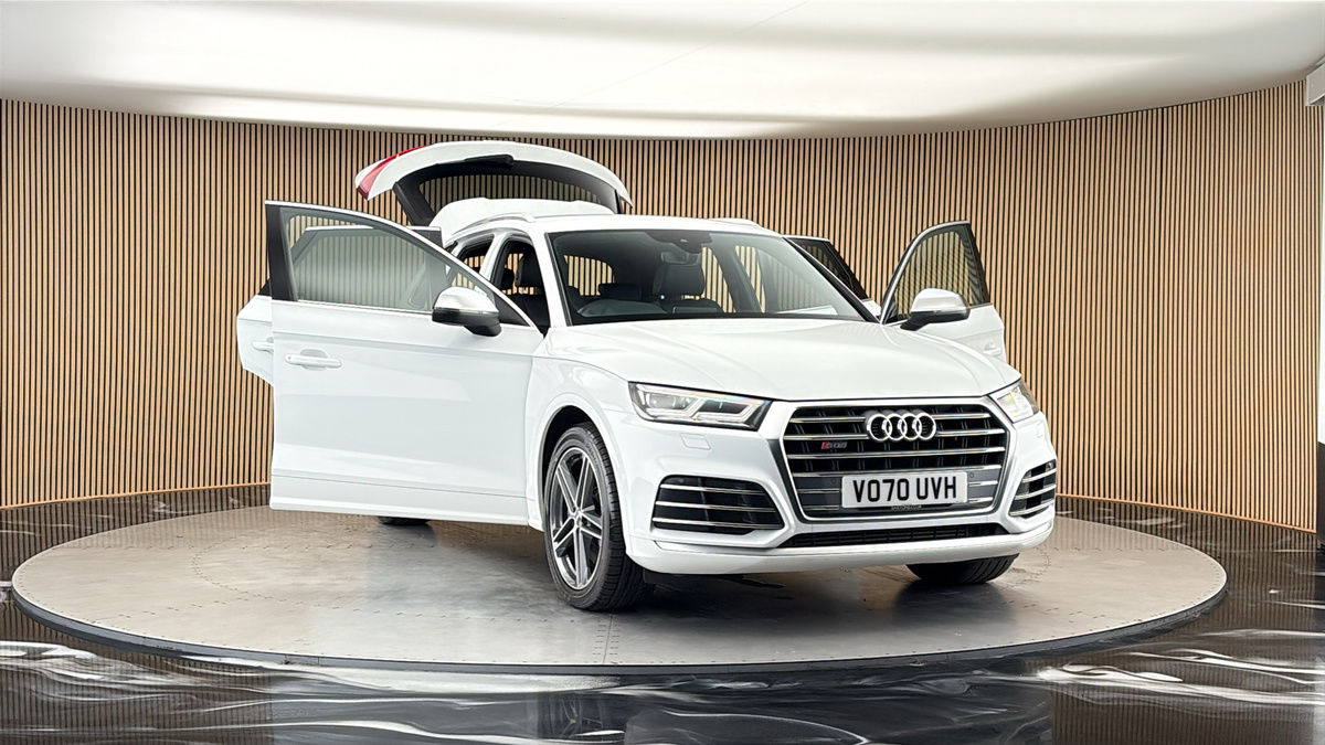 More views of Audi SQ5
