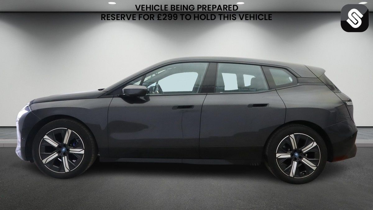 BMW iX Image 6