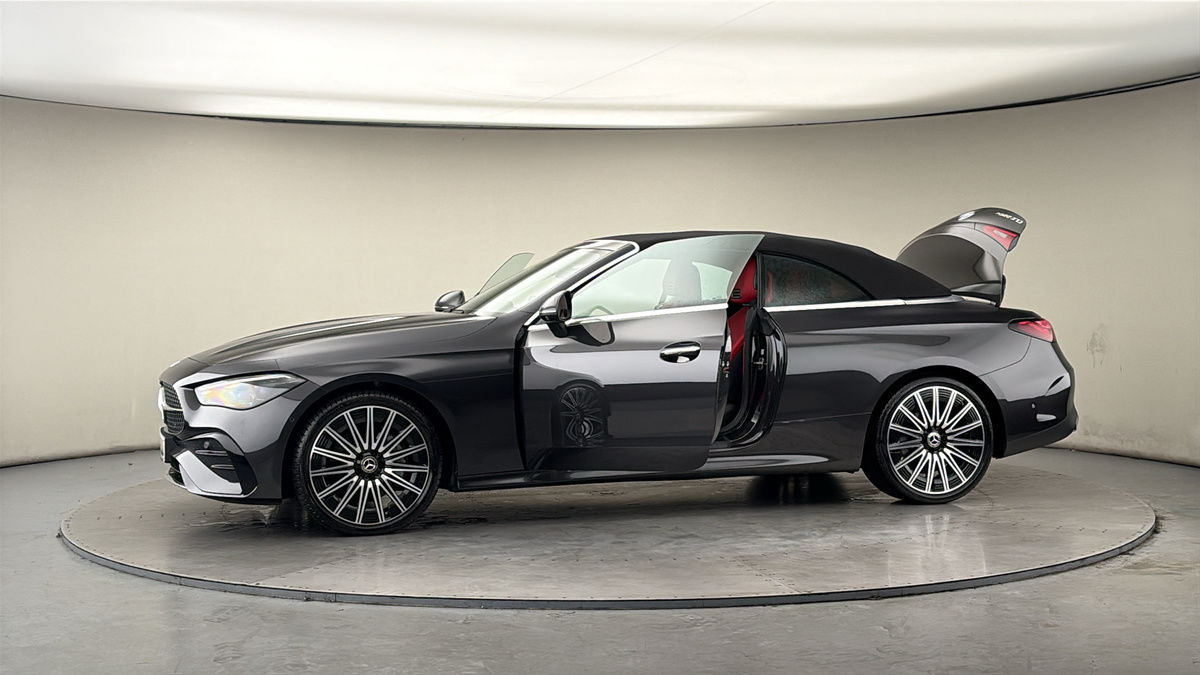 More views of Mercedes-Benz CLE