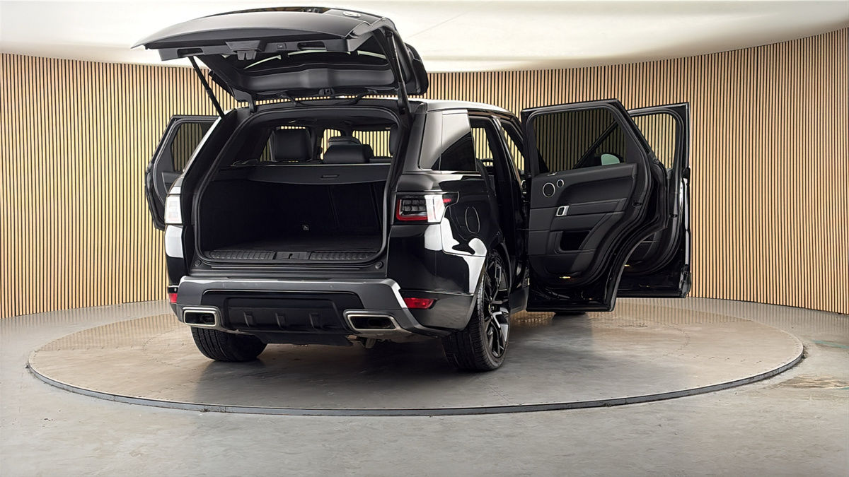 More views of Land Rover Range Rover Sport