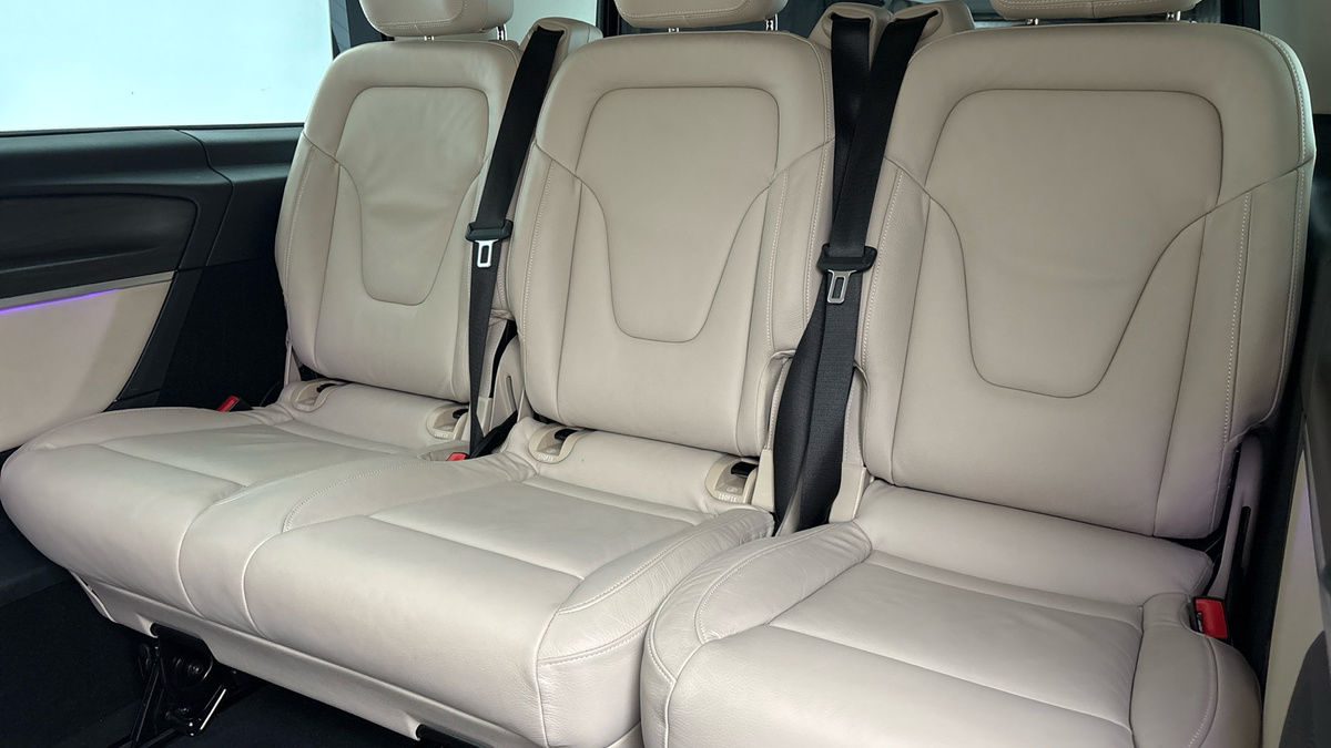 Mercedes-Benz V Class Image 8