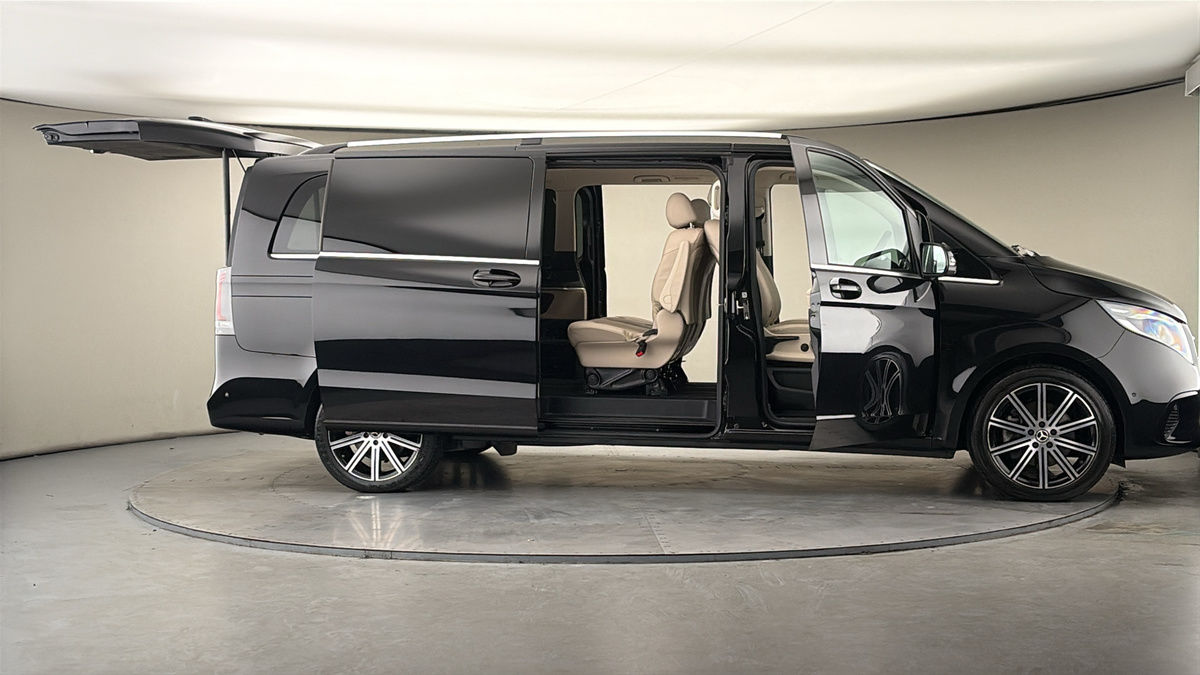 More views of Mercedes-Benz V Class