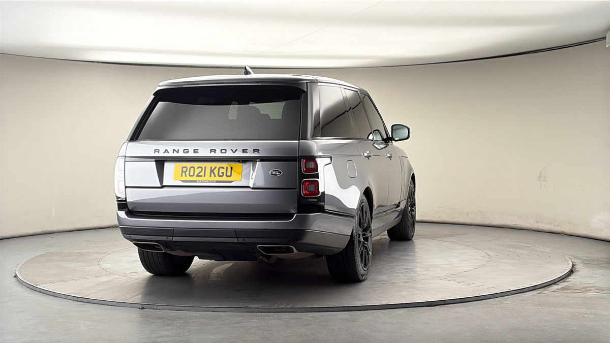 More views of Land Rover Range Rover