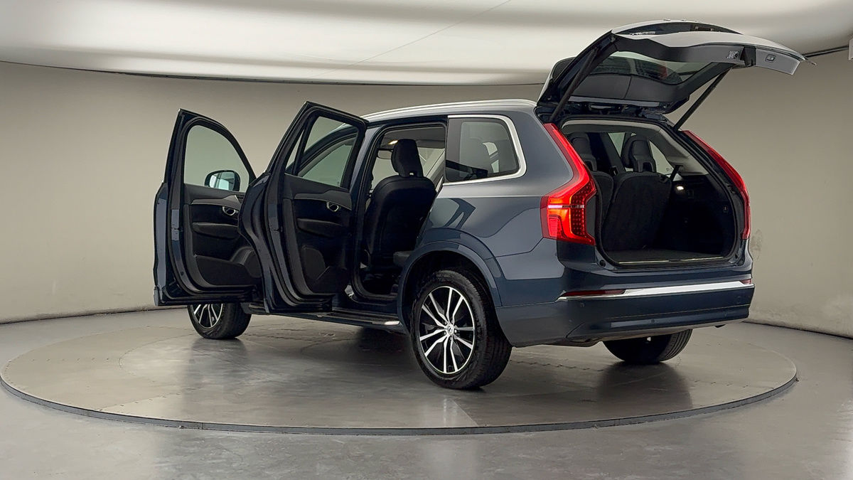 More views of Volvo XC90