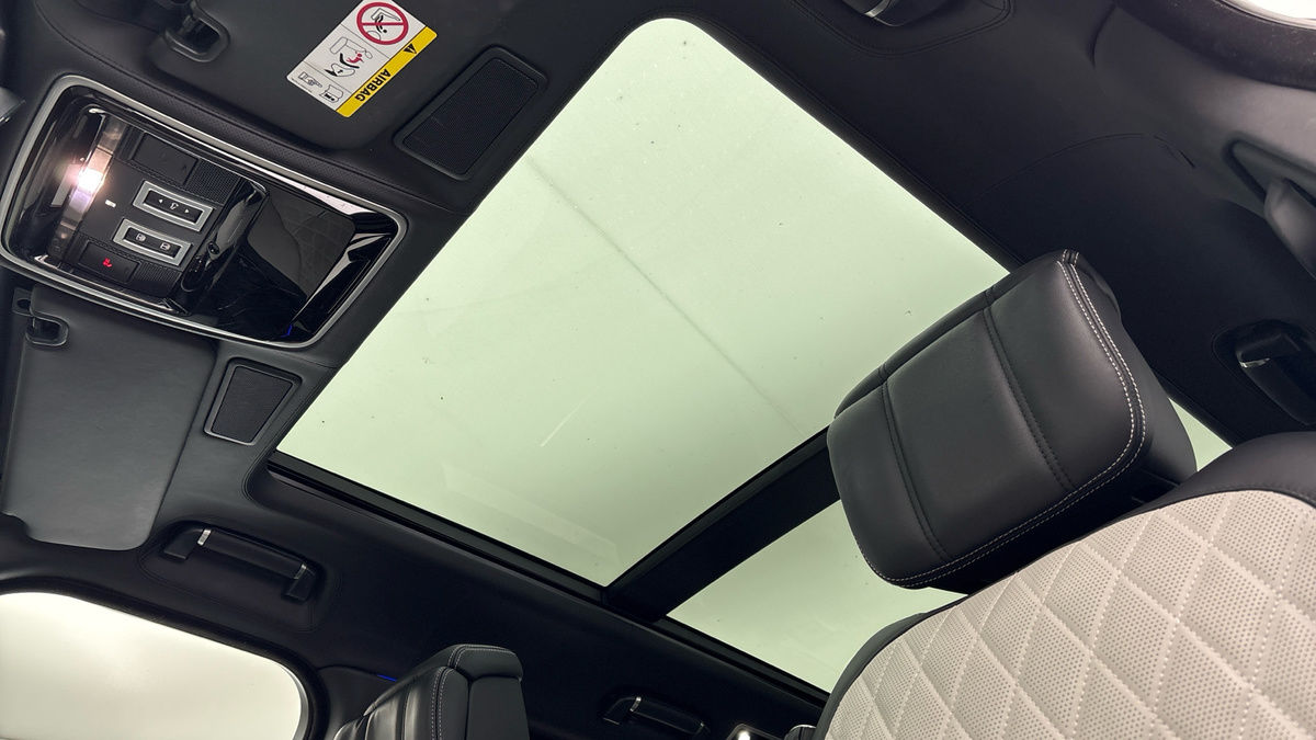 Land Rover Range Rover Image 6