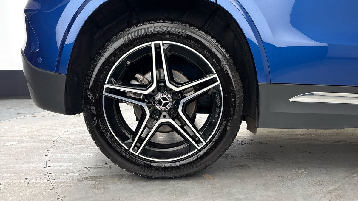 Mercedes-Benz GLA Image 10
