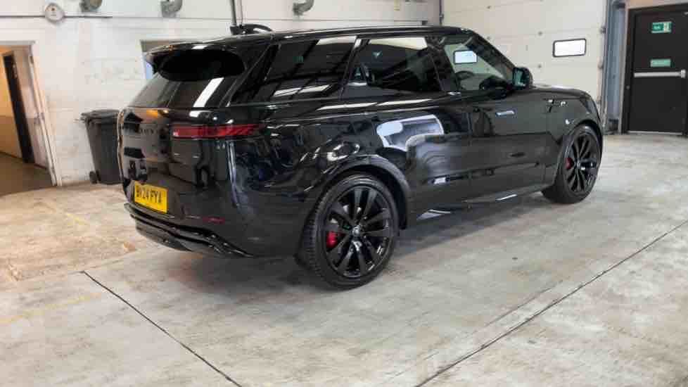 More views of Land Rover Range Rover Sport