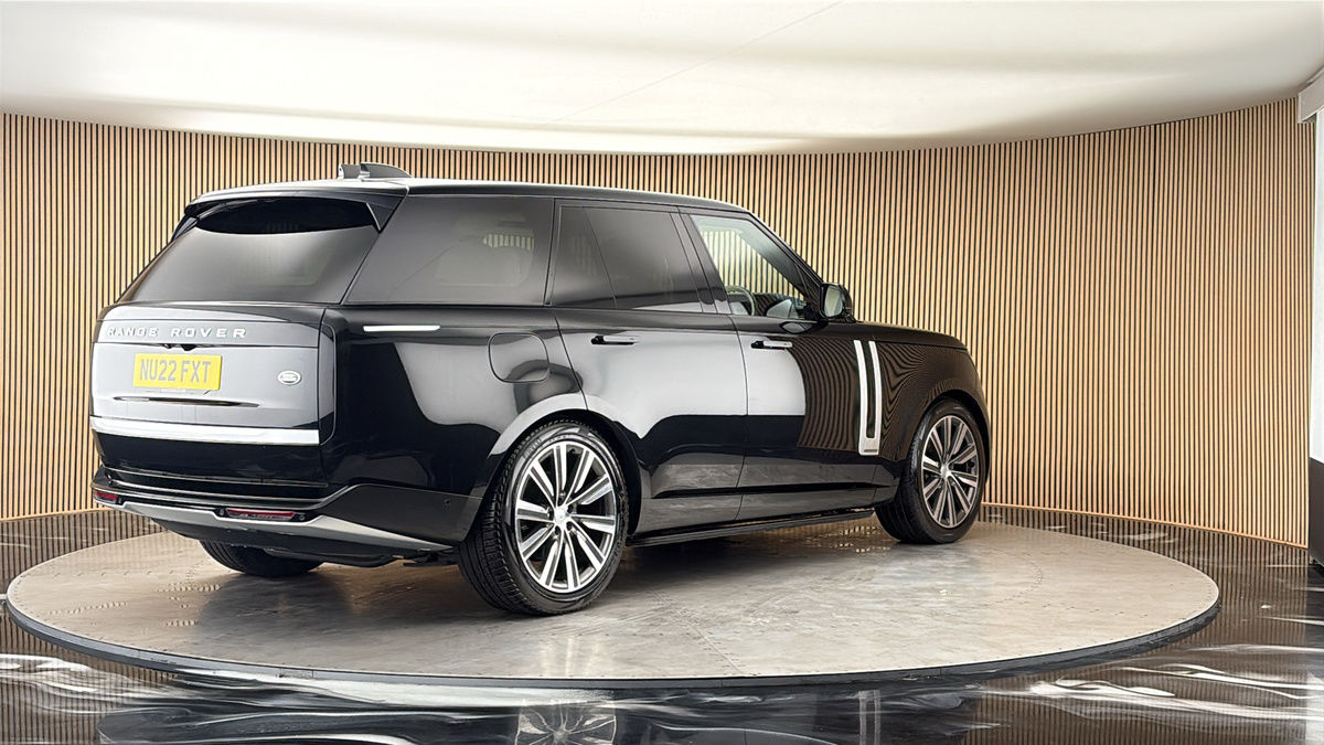 Land Rover Range Rover Image 21