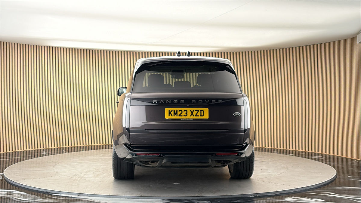 More views of Land Rover Range Rover