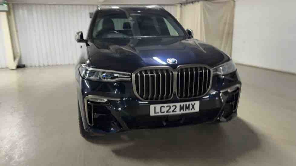 More views of BMW X7
