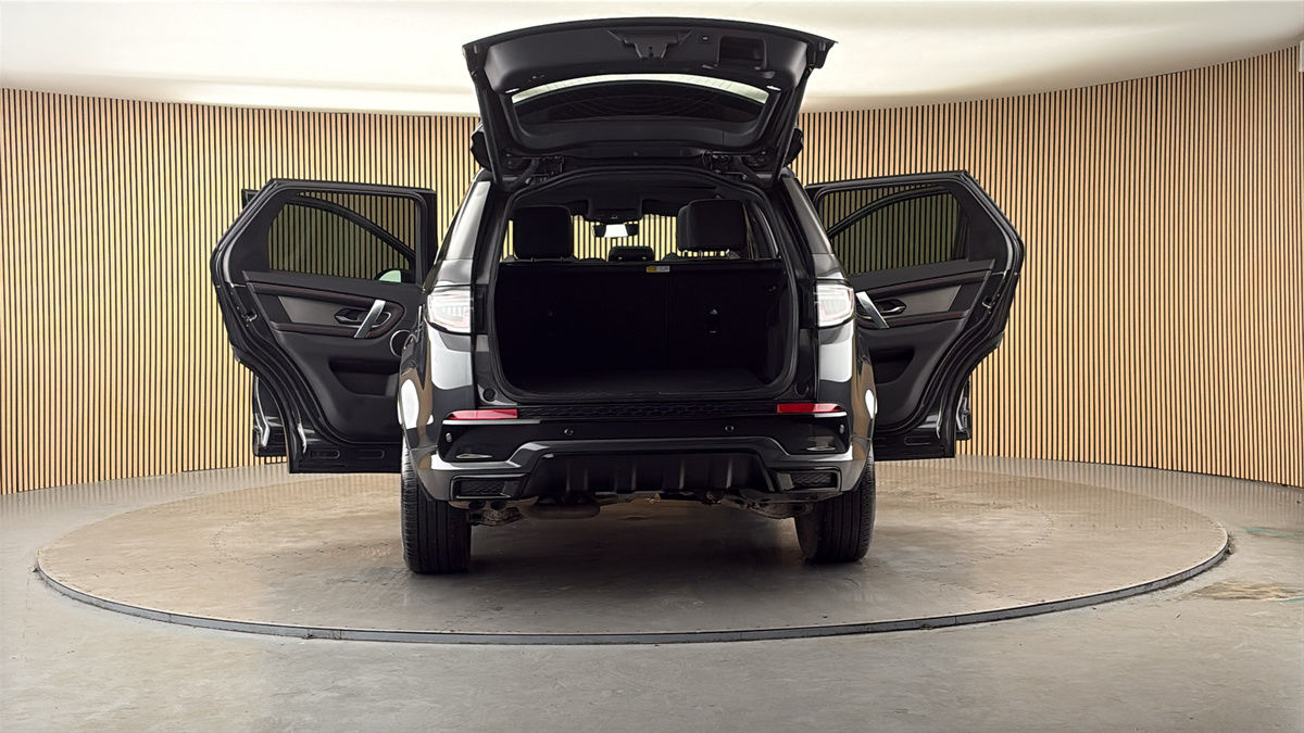 More views of Land Rover Discovery Sport