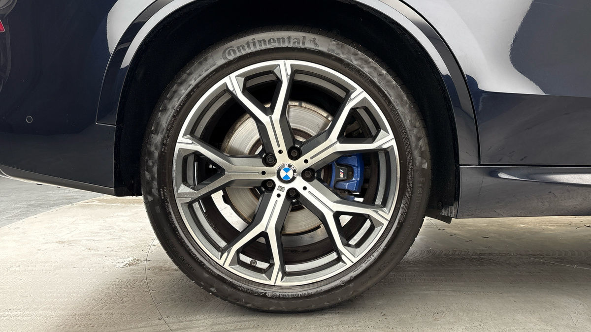 BMW X5 Image 20