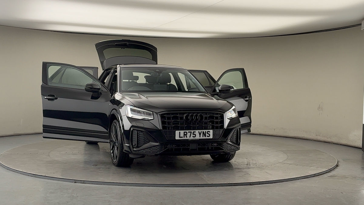 More views of Audi Q2