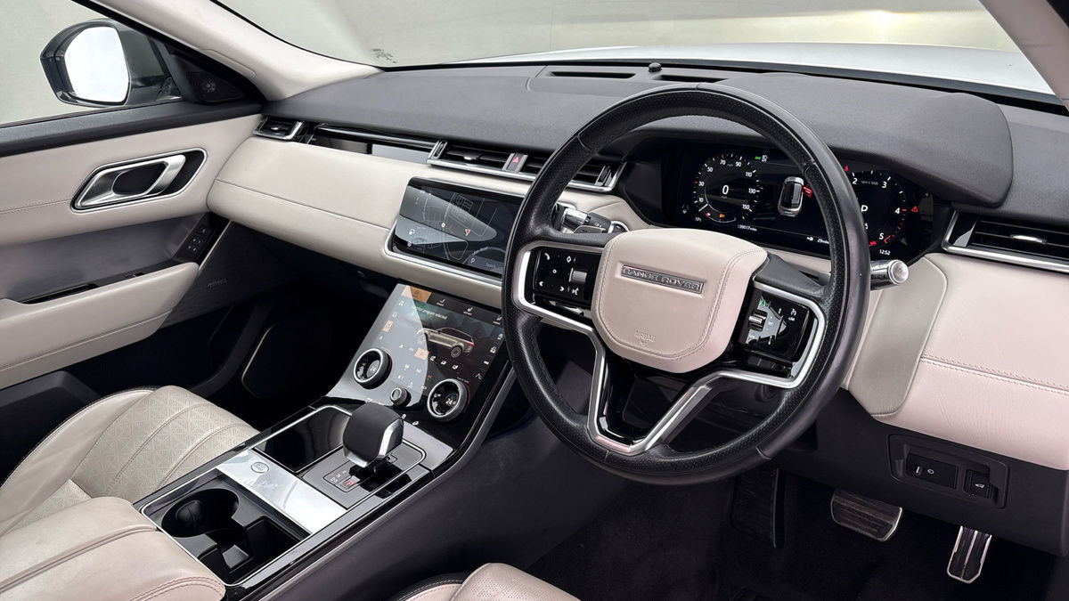 Land Rover Range Rover Velar Image 5
