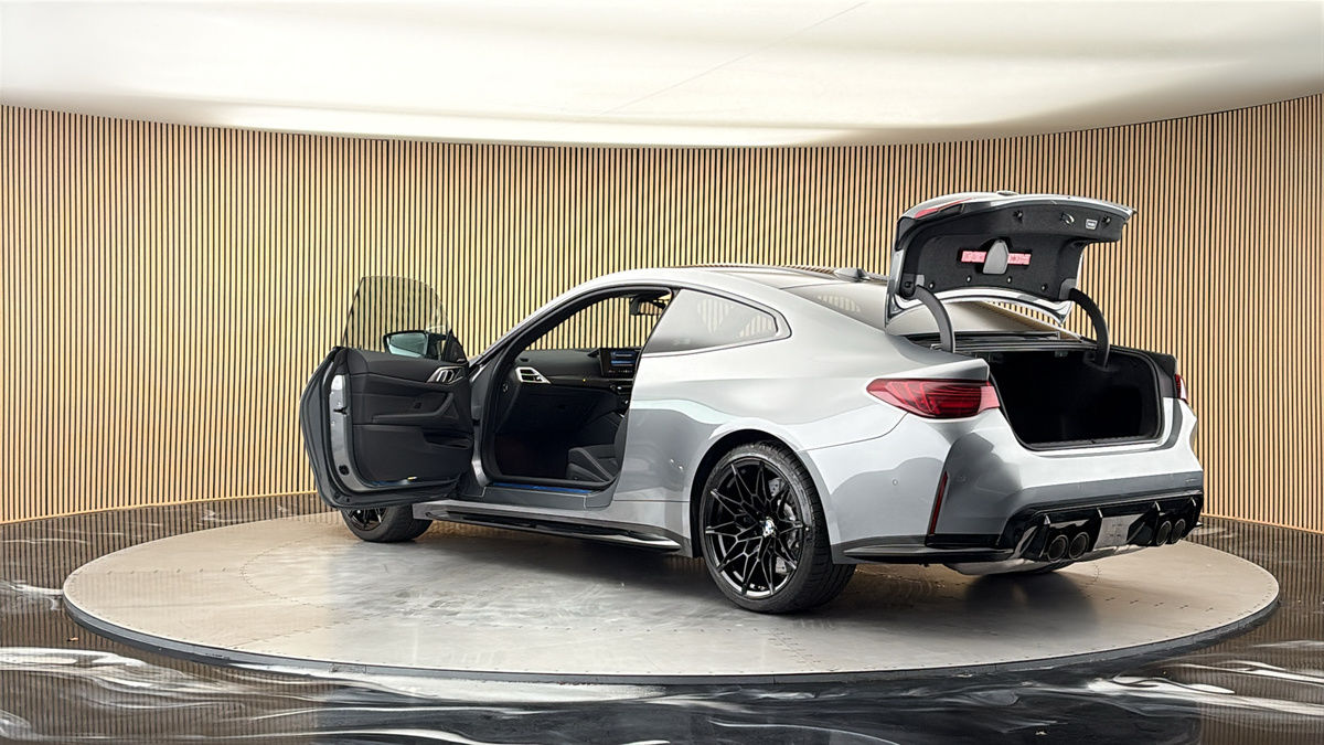 More views of BMW M4