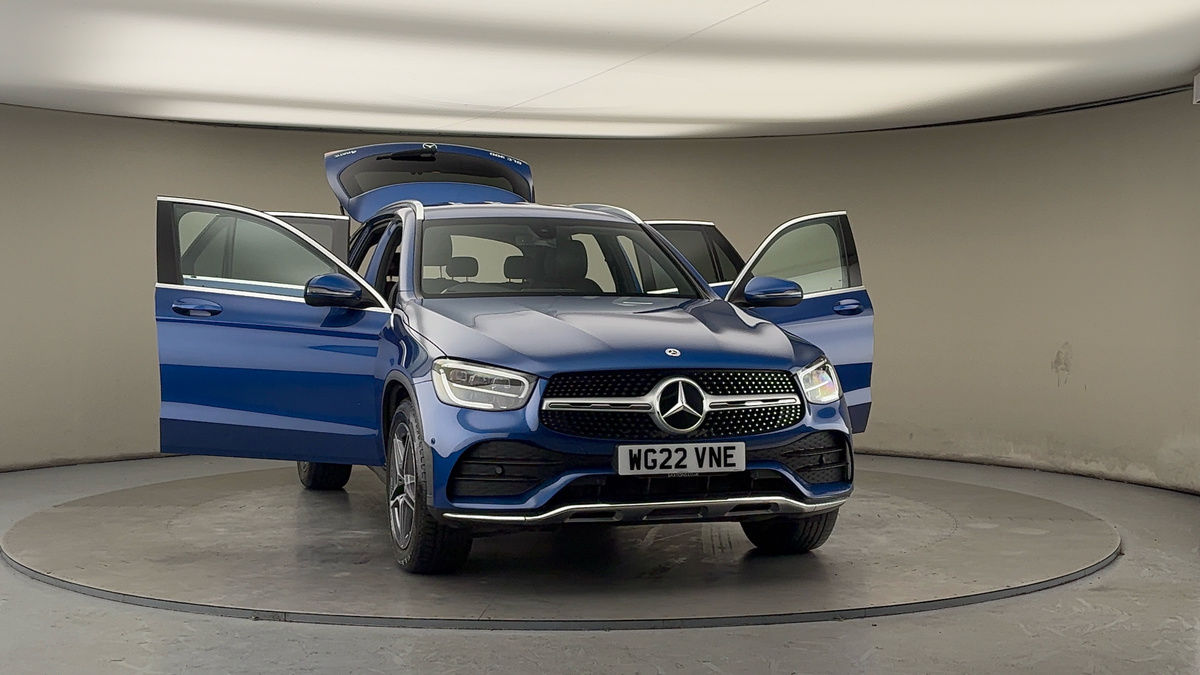 More views of Mercedes-Benz GLC