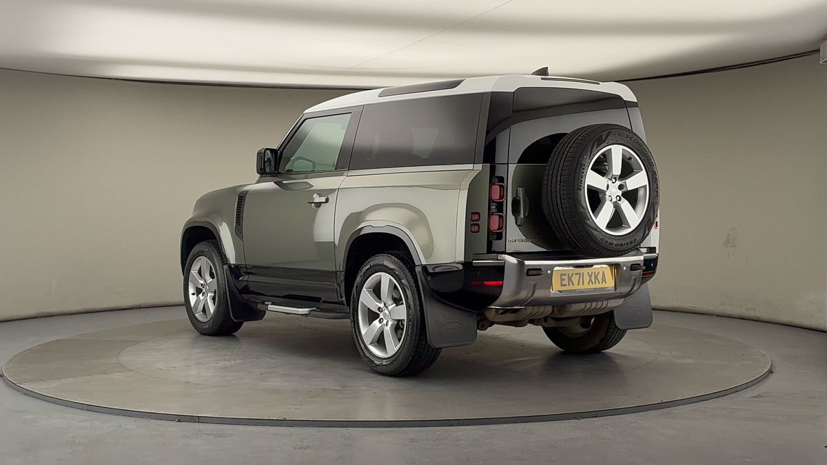 Land Rover Defender 90 Image 2