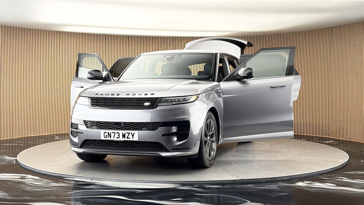 More views of Land Rover Range Rover Sport