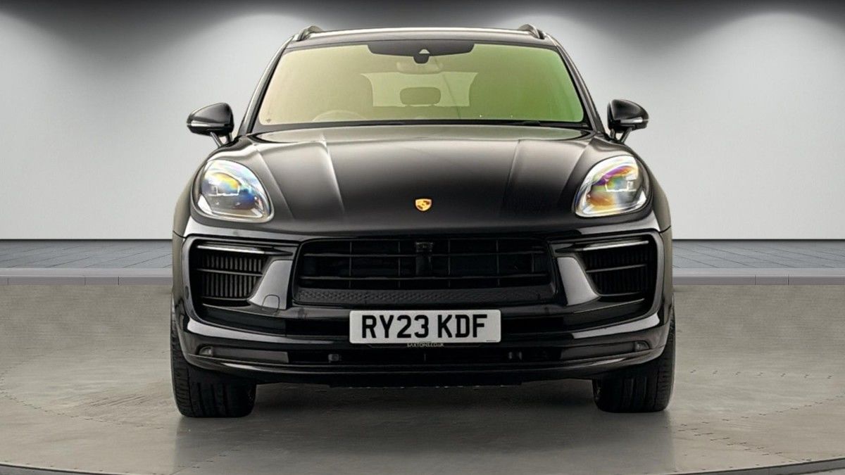 Porsche Macan Image 3
