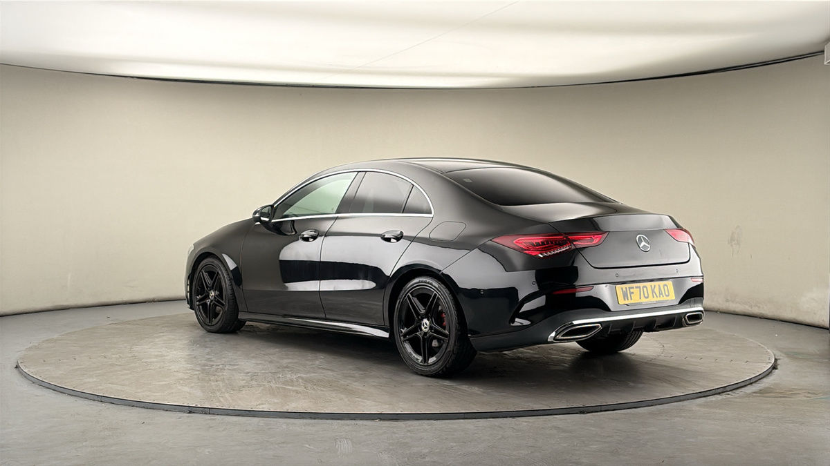 Mercedes-Benz CLA Image 2