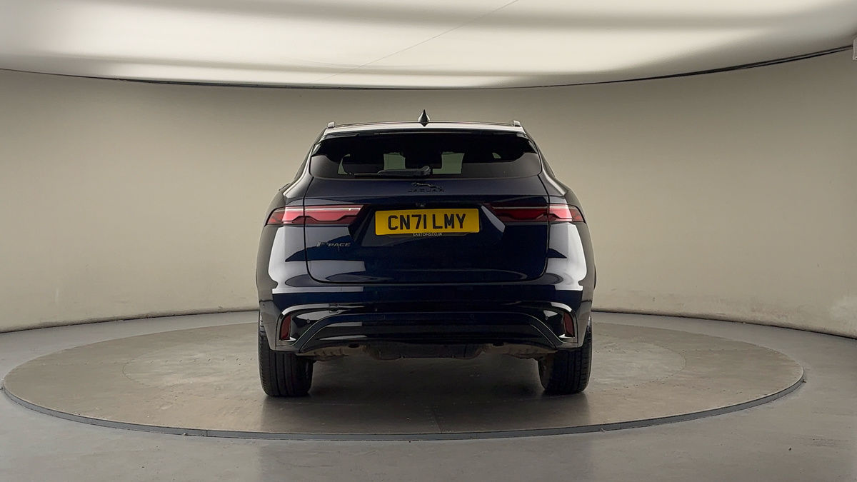 Jaguar F-PACE Image 4