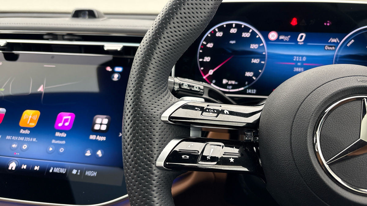 Mercedes-Benz E Class Image 13