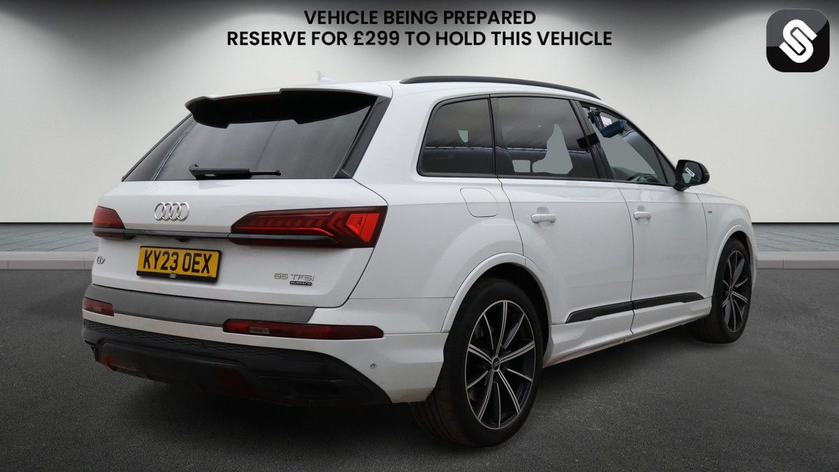 Audi Q7 Image 4