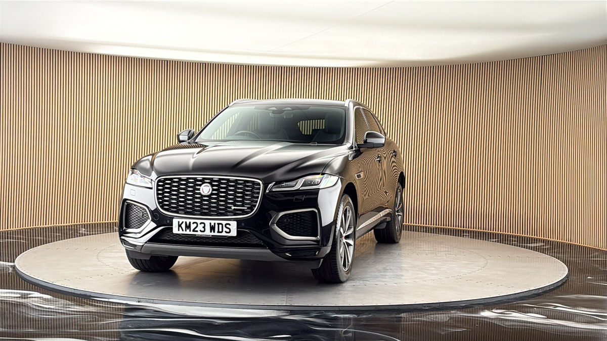 More views of Jaguar F-PACE