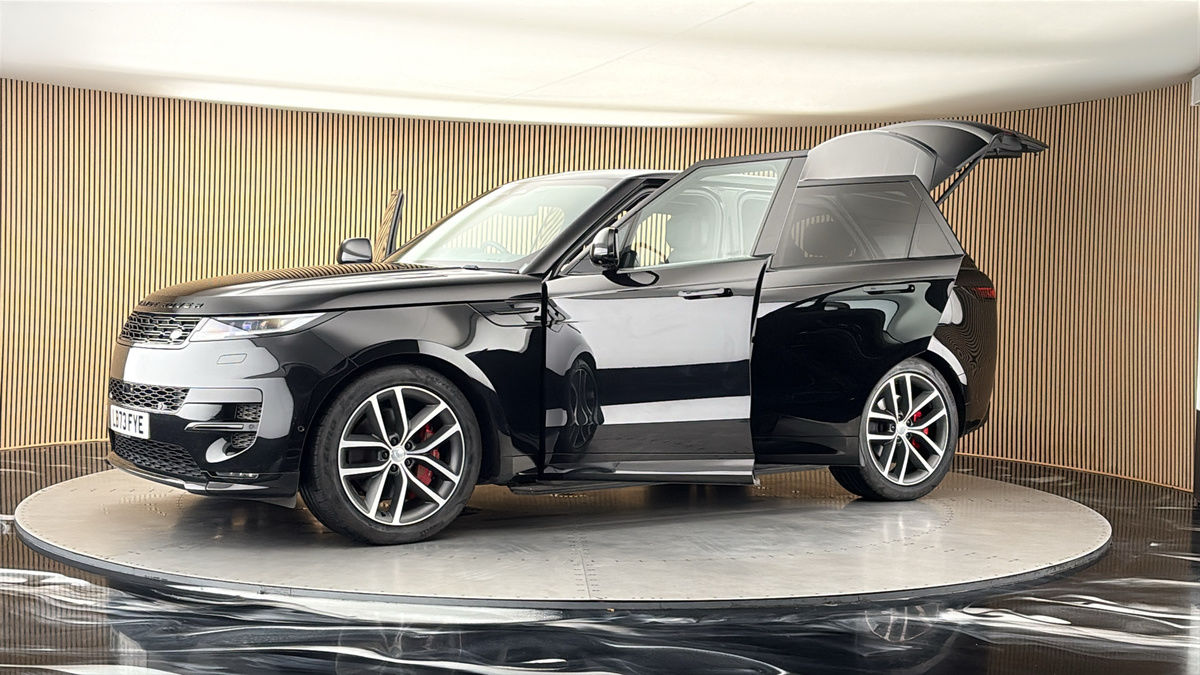 More views of Land Rover Range Rover Sport